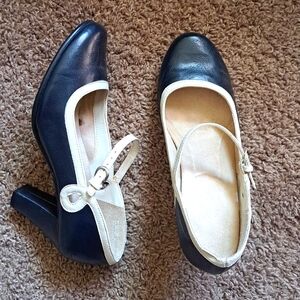 Aerosoles Maryjane pump